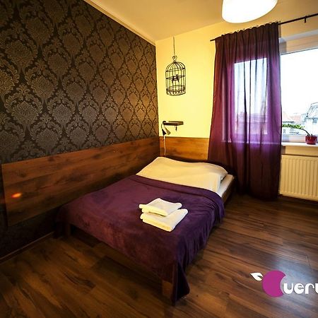 Very Berry Hostel - Old Town, Parking, Lift, Reception 24H Poznan Dış mekan fotoğraf
