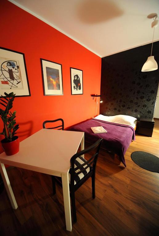 Very Berry Hostel - Old Town, Parking, Lift, Reception 24H Poznan Oda fotoğraf