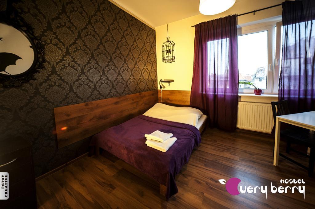 Very Berry Hostel - Old Town, Parking, Lift, Reception 24H Poznan Dış mekan fotoğraf